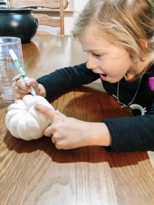 decorate pumpkins, fall family day